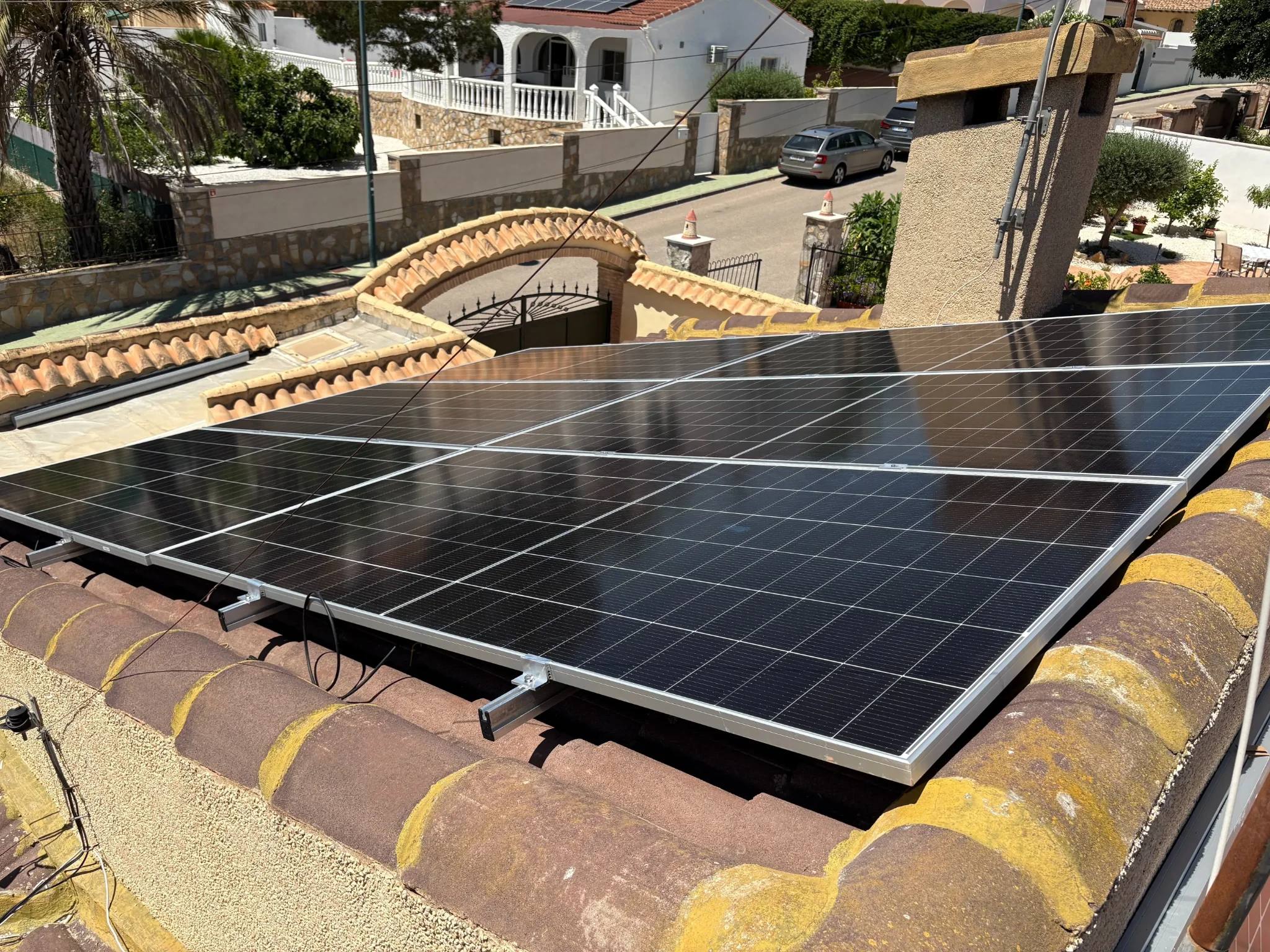 Fotovoltaica blog placas solares tejado chalet calle 01